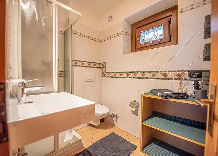 Trilocale Freita Myholidaylivigno * ليفينو